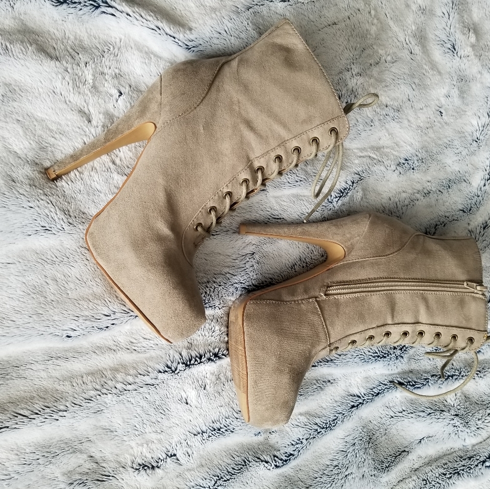 Combat heel Boots